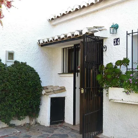 Las Buganvillas *