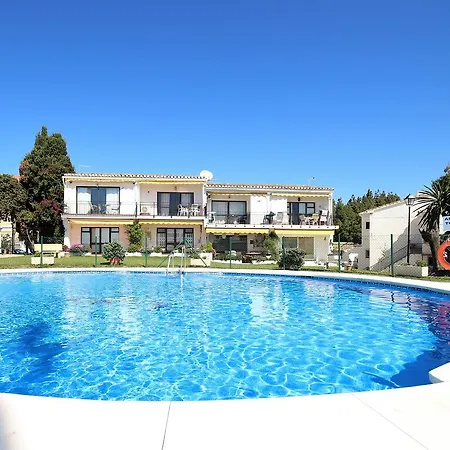 Las Buganvillas *